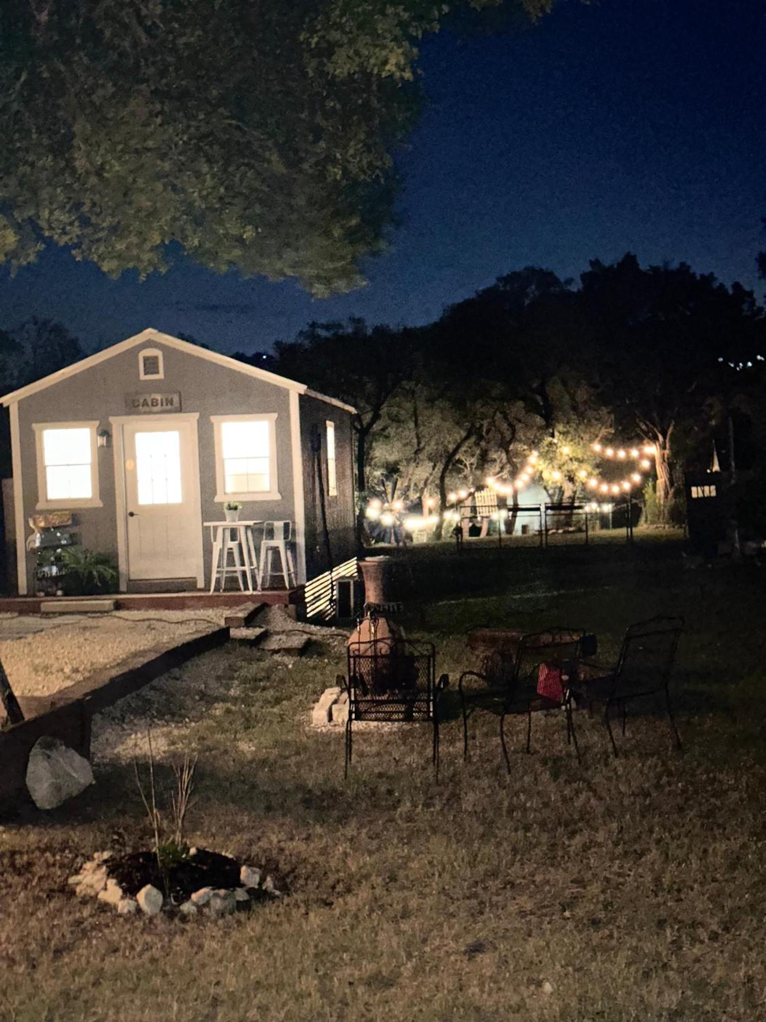 Tiny House - Our Little Piece Of Paradise Lakehills Eksteriør billede